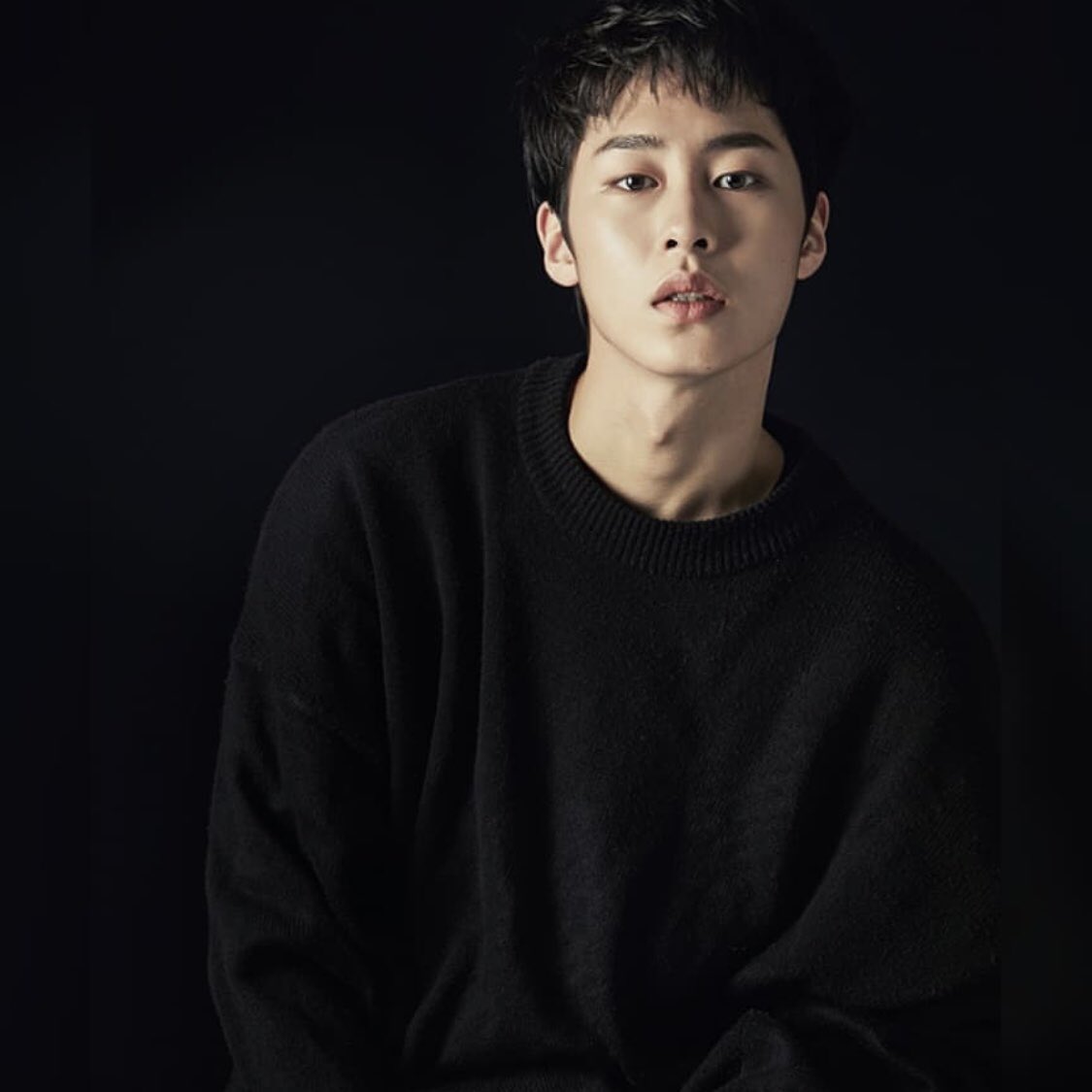 ChinguWorld's tweet photo. Promise I dont plan to stalk him...pero di neten meshebeh #marupokproblems #leejaewook https://t.co/3v3ejZh0UR