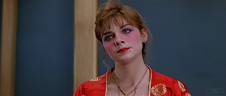 Kim Cattrall turns 63 today, happy birthday! What movie is it? 5 min to answer! 