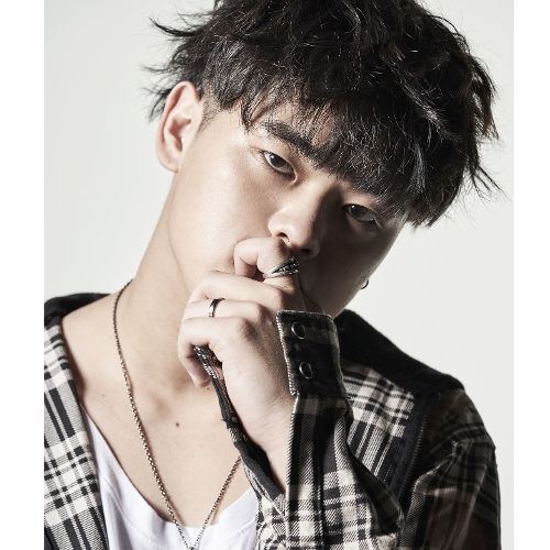 aaaaaa0009a's tweet photo. 빈첸 (VINXEN) - 좋아합니다.  https://t.co/ULkv1LaliE by Melon https://t.co/KZnAI1aUJz