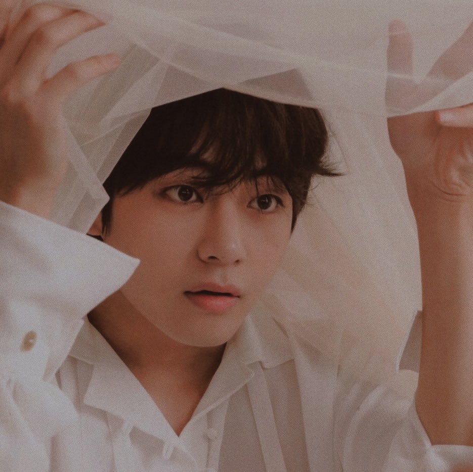 ☕️; 𝑊𝑒𝑑𝑛𝑒𝑠𝑑𝑎𝑦, 𝑡𝑤𝑒𝑛𝑡𝑦-𝑜𝑛𝑒 𝐴𝑢𝑔𝑢𝑠𝑡. 

            𝑰'𝒎 𝒚𝒐𝒖𝒓 𝒔𝒄𝒆𝒏𝒆𝒓𝒚 𝒂𝒏𝒅 𝒚𝒐𝒖𝒓 𝒔𝒊𝒏𝒈𝒖𝒍𝒂𝒓𝒊𝒕𝒚.