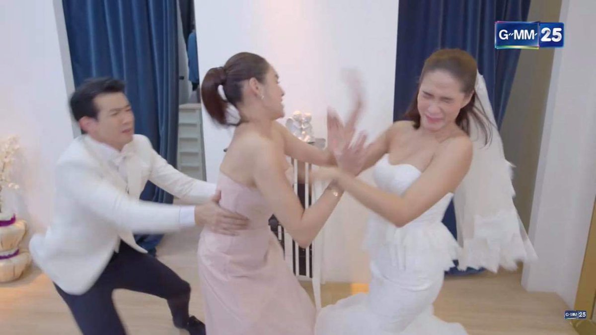 UnderbedDara's tweet photo. แรงไหนจะสู้แรงเทียนจ๊ะ ตอบไว้เลยว่าไม่มี

ใครนะช่างกล้าเอาชีมัมพลอยมาปะทะกับชีหยาด เพราะเสือสาว2ตัวอยู่ถ้ำเดียวกันไม่ได้ แม่เลยตบแม่เลยด่ากันนัวมากกกก 

ดูตัวอย่างแล้วบอกเลยว่าเลือกทีมไม่ถูก ไปเลือกทีมต่อของจริงตอนแรก 2 กันยา ที่ช่อง GMM 25 นะลูกๆ /เสียงคุณมัม

#แรงเทียน #GMM25 https://t.co/Ikn5xO7Ur5