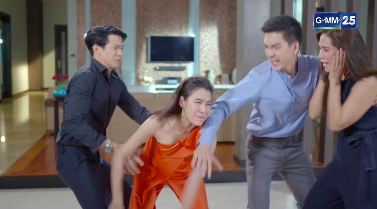 UnderbedDara's tweet photo. แรงไหนจะสู้แรงเทียนจ๊ะ ตอบไว้เลยว่าไม่มี

ใครนะช่างกล้าเอาชีมัมพลอยมาปะทะกับชีหยาด เพราะเสือสาว2ตัวอยู่ถ้ำเดียวกันไม่ได้ แม่เลยตบแม่เลยด่ากันนัวมากกกก 

ดูตัวอย่างแล้วบอกเลยว่าเลือกทีมไม่ถูก ไปเลือกทีมต่อของจริงตอนแรก 2 กันยา ที่ช่อง GMM 25 นะลูกๆ /เสียงคุณมัม

#แรงเทียน #GMM25 https://t.co/Ikn5xO7Ur5