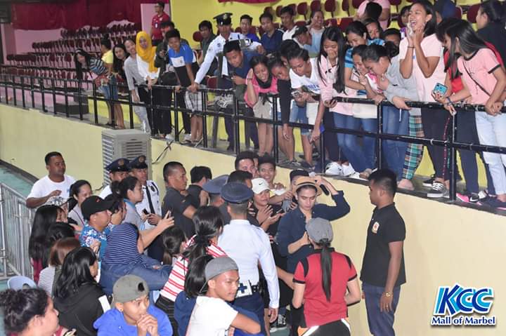 OdronautsC's tweet photo. Idol Phillipines Grand Finalists
#KCCArtistEvent
#IdolPHatKCC
#EverythingsHereatKCC
π·: KCC Mall of Marbel https://t.co/XvsceAbl36