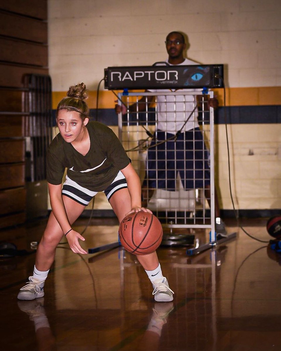 MEdwardsBball's tweet image. The Work me and ⁦@_CoachShep_⁩ do in the #MonStarLab is #Beautiful to say the Least...if you think you work like us, COME THROUGH AND SEE FOR YOURSELF!
Critique, Compare, Hate, whatever you wanna do...#ComeOnDown  
@vertimax V8 work will change your F*c*ing Life! 😈