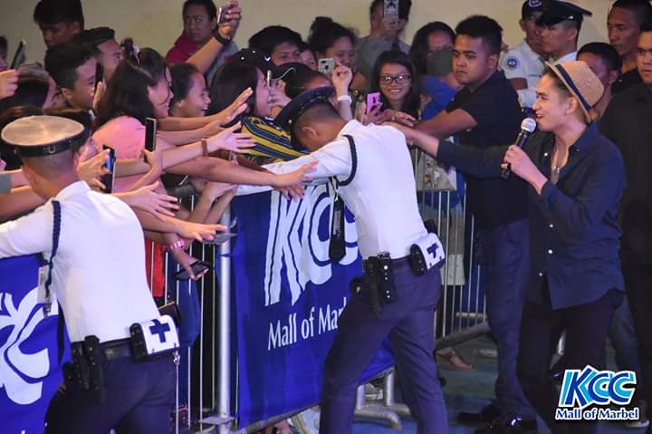 OdronautsC's tweet photo. Idol Phillipines Grand Finalists part 2
#KCCArtistEvent
#IdolPHatKCC
#EverythingsHereatKCC
π· : KCC Mall of Marbel https://t.co/srqLfg9EdM