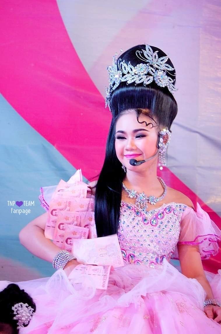 teamnongpoy's tweet photo. สวยหวาน 😊😘❤

เรื่อง #ขุนช้างขุนแผน
ตอน #ศึกพลายยงค์
วัดหอมศีล ต.หอมศีล อ.บางปะกง จ.ฉะเชิงเทรา 
#นางเอกตาสระอิ
#น้องปอยลูกท่าเรือ 
#ทีมน้องปอย
#ทีมปอยตลอดไป
#TNP
#TNPTEAM 
#ศรรามน้ำเพชร
19/08/2562 https://t.co/RJJYDtZTYw