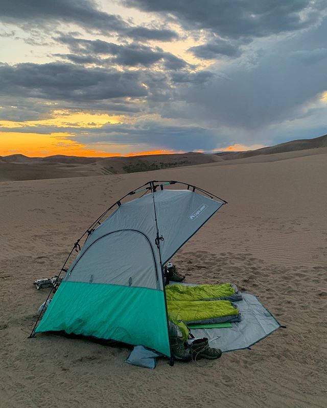 CCnDoc's tweet image. #SandDunesSoiree Nope! We’re not even close to done yet! It was a long day of work today kiddies, not much time for SM... sorry to leave you hanging! It isn’t all fun and games, even if we make it look like it. 🤣😘 #LifeOver50Series #CCnDoc #LifeOver5… ift.tt/2ZjhbPE