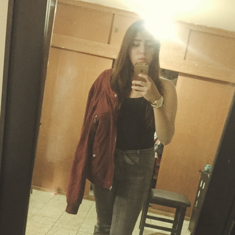 yolandithaa's tweet photo. #NuevaFotoDePerfil https://t.co/2rQFAsMEG3