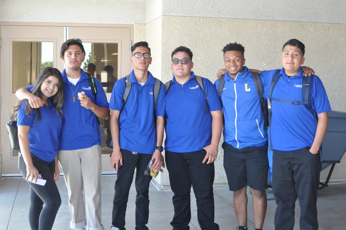 puclchs's tweet photo. Welcome to the 2019-2020 school year, lions! We had a great start to the year yesterday and we look forward to a continued year of success! #pucschools #charterschools #firstdayofschool https://t.co/ezjalykJzE
