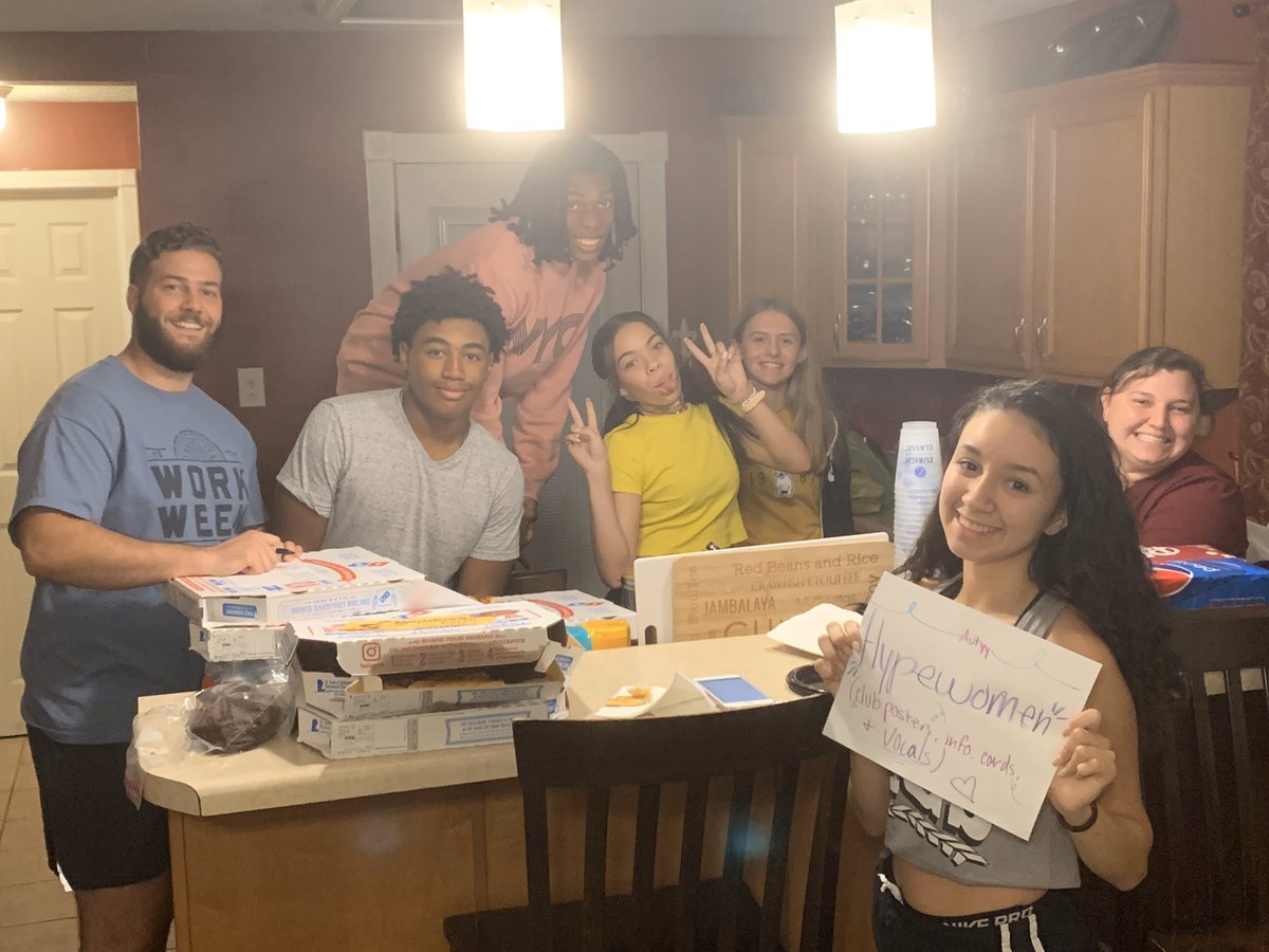 TJHS YoungLife tweet media
