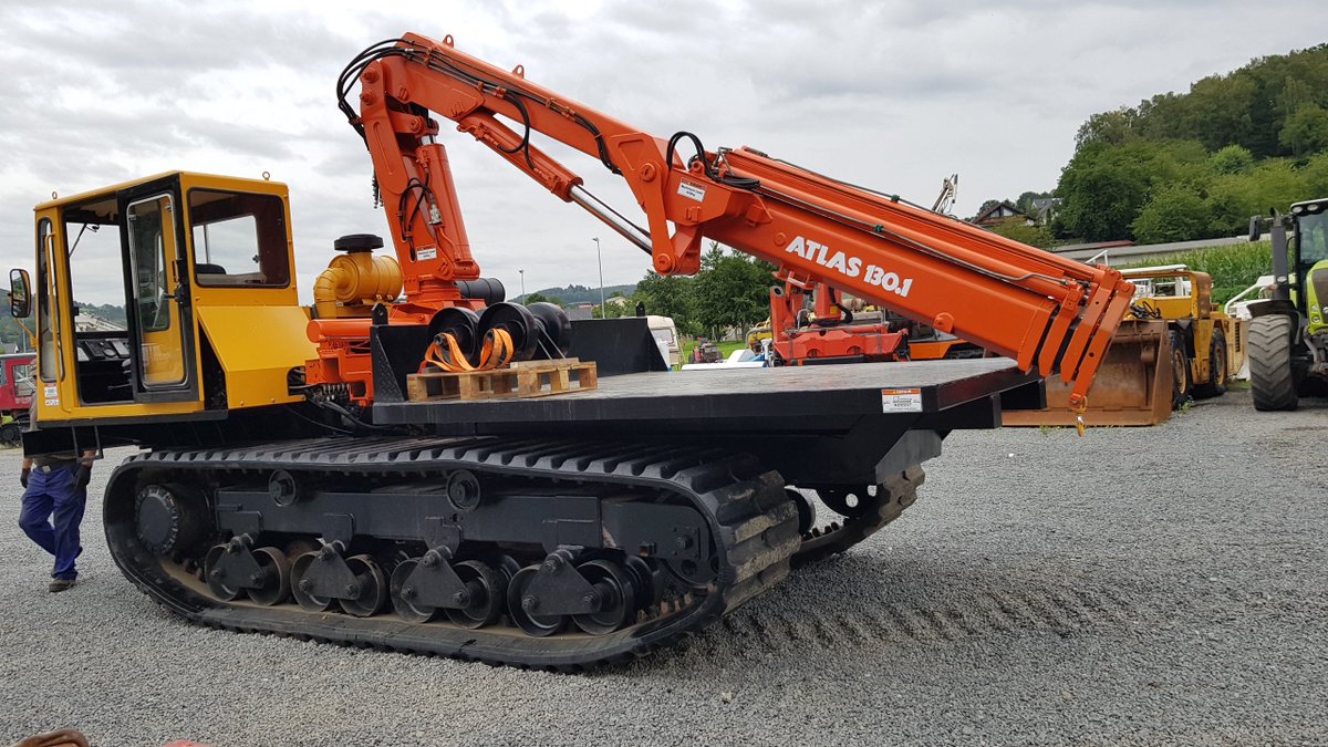 itogermany's tweet photo. Teladumpperit for sale  Morooka MST 2200 with Atlas Crane  130.1 #Picture #Dumper #Teladumpperit #Morooka #Dumper #Raupendumper #crawlerdumper #finland #trackeddumper #crawlercrane   https://t.co/XwJjucExLH https://t.co/e079DhfSgO