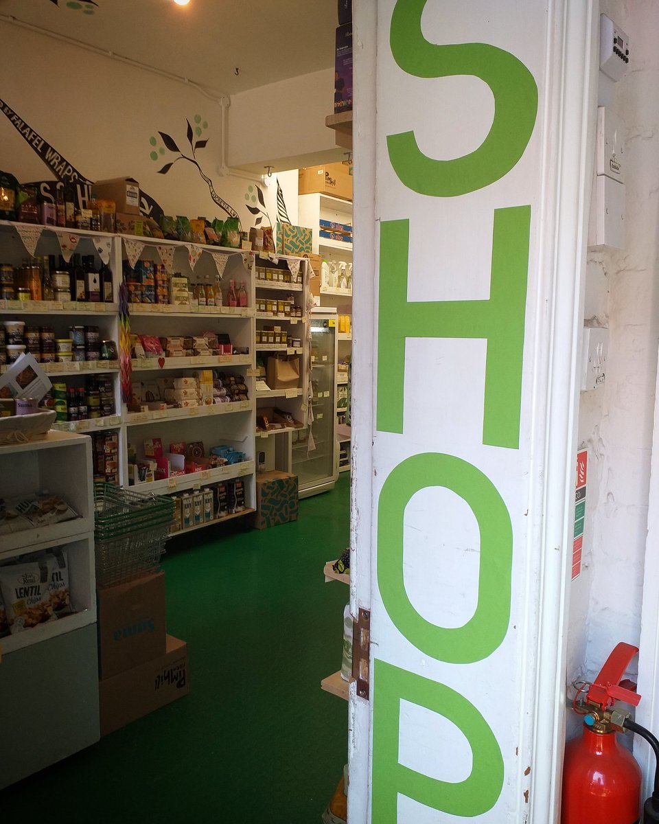 RootedWell's tweet image. Yes we're a shop next to a cafe in #digbeth #vegansofbirmingham #Vegan #BrumHour #ethicalretail #WednesdayMotivation #smallbusiness #socialvalue