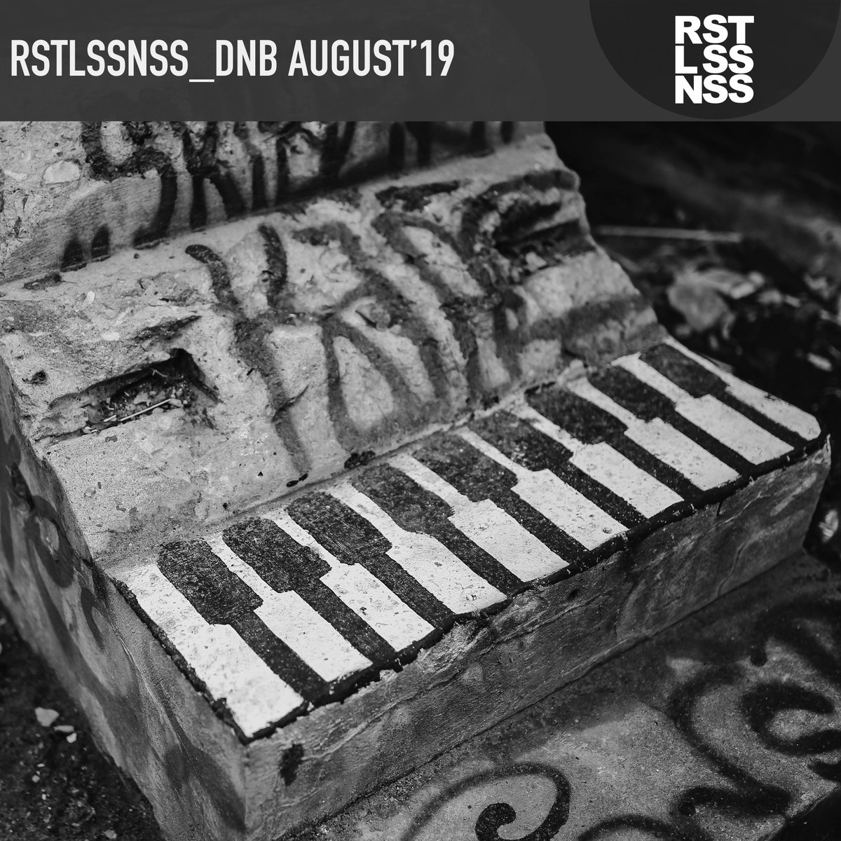 We've put a chart together featuring some big tunes from <a href="/PaulTandEdwardO/">Paul T & Edward Oberon</a> &amp; <a href="/SerumDnb/">Serum</a>, <a href="/alibidnb/">Alibi</a>, <a href="/UrbandawnDNB/">Urbandawn</a> and more! Get involved over on <a href="/beatport/">Beatport</a> here => smarturl.it/bpchaug19
#DnB #Charts #NewMusic