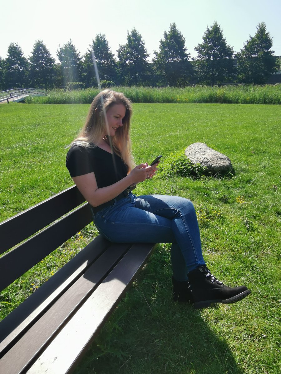 Wil jij graag op #Instagram (Stories) #adverteren? 📱 Zorg dat je de #Story van tevoren hebt gemaakt. Wees #creatief! In een story heb je weinig tijd om de aandacht van je #doelgroep te pakken. Met #bewegend #beeld trek je sneller de aandacht van de #kijker. 🏃‍♀️

#content