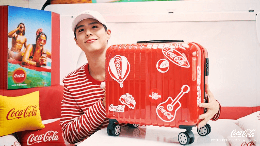 CocaCola_Korea's tweet photo. ★경☆ 2,000RT 돌파 ★축☆
최초공개!
#코크썸머트립 #박보검 비하인드 컷 공개합니다~
@BOGUMMY https://t.co/KrU4fUszvd