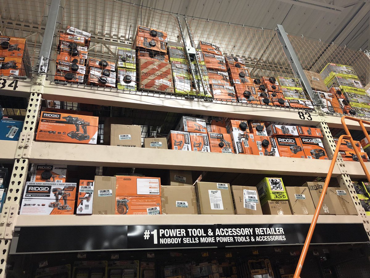 ThdMarc's tweet photo. 2219 Freight team back again with another fantastic bay! @asando54 @NyntcheO @thd2219 https://t.co/xMF09xtid7