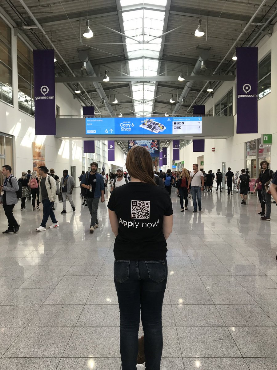 Katalytics_DE's tweet photo. GAMESCOM 2019 - Besuchen konnten wir das neue einzigartige Projekt von Triclap und Lemonbomb Entertainment  in der Indie Area. Wir wurden auf der ganzen gamescom  sehr für eigene Ideen inspiriert. Es war mal wieder ein schöner Tag und auch Abend, vielen Dank. Bis nächstes Jahr! https://t.co/yRKvuj4NMT
