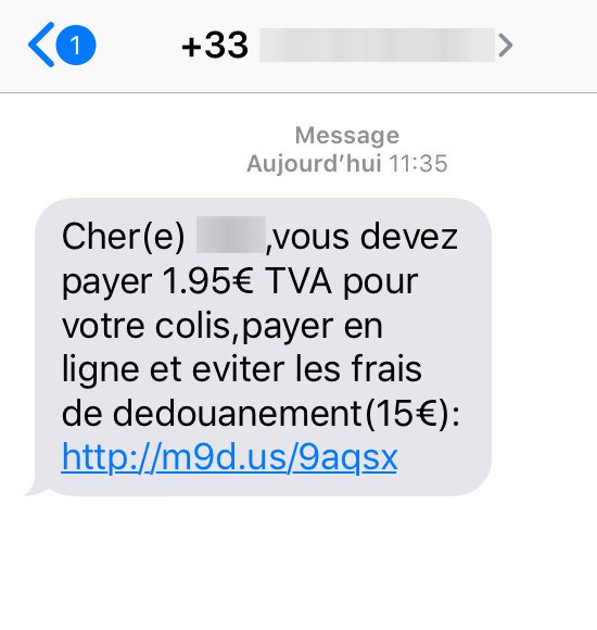 douane_france's tweet photo. ⚠️ De nombreux usagers nous signalent qu'ils reçoivent un SMS concernant la livraison d'un produit commandé sur internet. Celui-ci propose d'éviter les fais de dédouanement en appelant un numéro surtaxé ou en cliquant sur un lien. Il s'agit d'une arnaque, soyez vigilent ! https://t.co/QPB4Ey7TCG