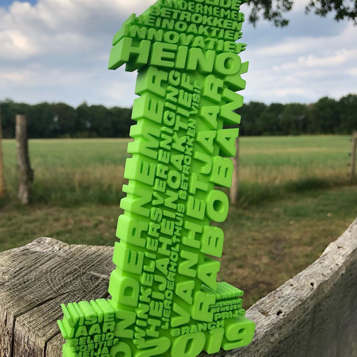 Nog 1 dag en dan weten we wie er met de felbegeerde bokaal en de eer naar huis gaat. Tijdens de Rabo ondernemersborrel gaan de genomineerden: Dijkman Energy Systems Heino, Restaurant Jan Steen/ Het Buitenhuys en De Smulbaai hun pitch doen. Wij wensen jullie veel plezier en succes