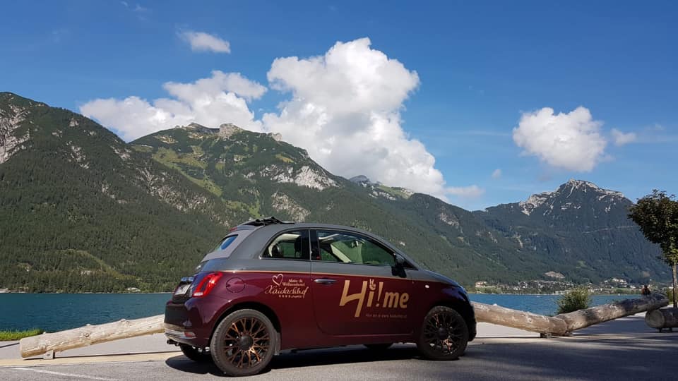 haidachhof's tweet photo. Hochzeitstag im #Haidachhof
Wir gratulieren von ganzem Herzen ♥️ zu eurem Hochzeitstag. Steffi und Sascha hatten einen schönen Tag mit unserem Fiat500 #Hochzeit #Love #Tirol #Zillertal #Fiat500. Danke für die tollen Fotos! https://t.co/dpOZkM8tWv