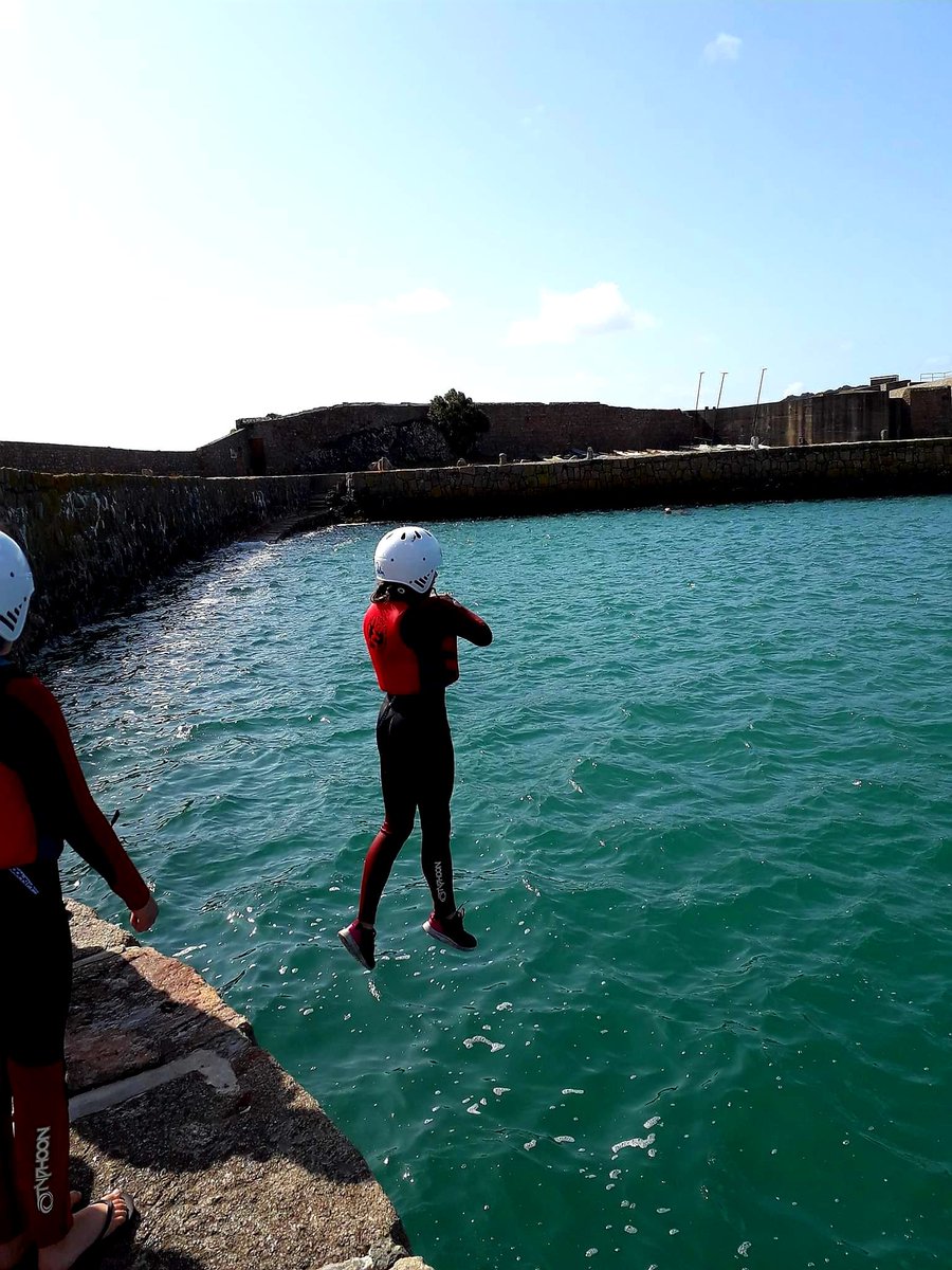 JsyYouthService's tweet photo. Yesterday MyTime project for young carers were out at St Aubin's Fort as part of their summer programme

The young people pushed themselves &amp; achieved more than they thought they could as well as lots of fun too! 

Thanks to @LVCareGroup for supporting 😀 https://t.co/hKoZh7vG7r