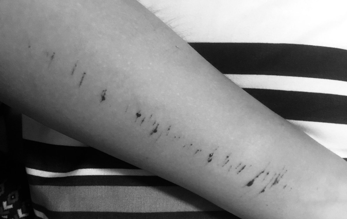 Depression1602's tweet photo. เมื่อไหร่จะไปให้พ้นพ้น...
เหนื่อยนะโว้ยยยยยยยยยยยยย.😢 
#โรคซึมเศร้า https://t.co/UL2iOI4r1c