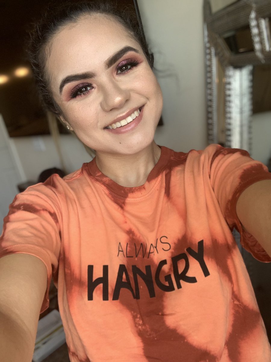 ValeryG66's tweet photo. #hangry https://t.co/2vvOuus9hd