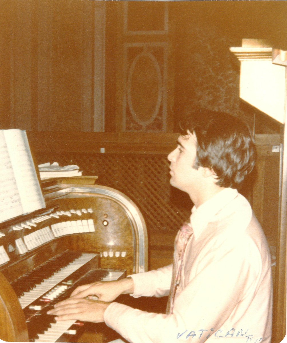JosephBertolozz's tweet photo. 40 yrs ago today I played a solo organ concert at The Vatican https://t.co/xDYA6nShOw