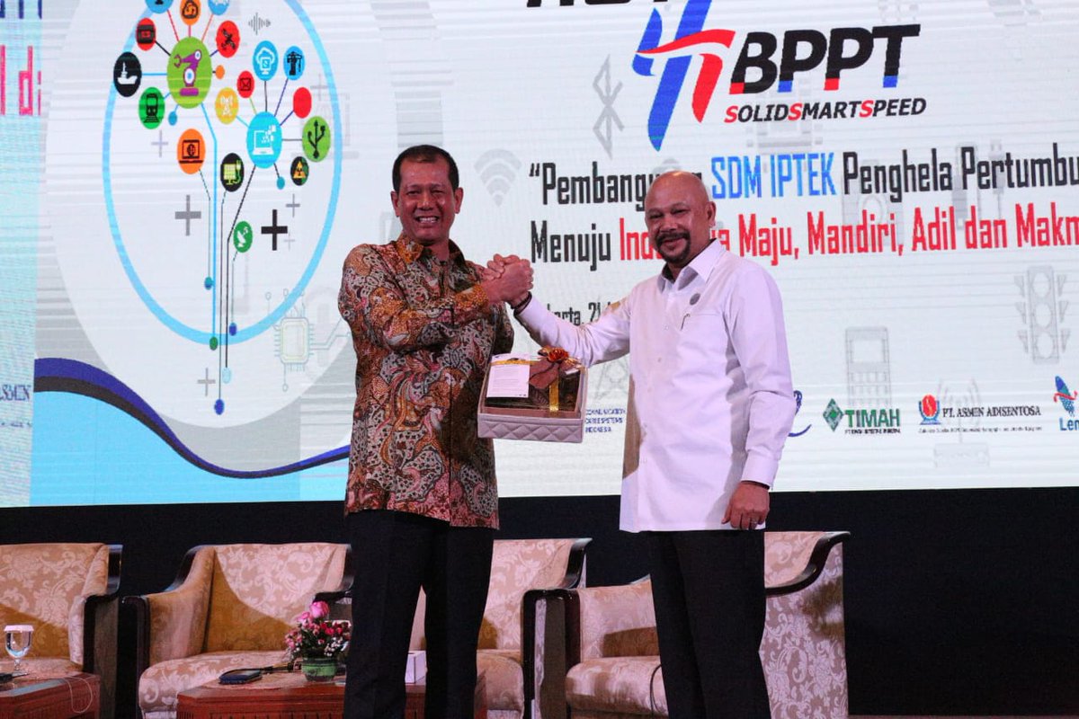 BNPB_Indonesia's tweet image. Kepala BNPB Doni Monardo menjadi pembicara dalam Hari Ulang Tahun BPPT di Auditorium BPPT, Jakarta. @BPPT_RI @BPPTeknologi #KepalaBNPB #HUT41BPPT