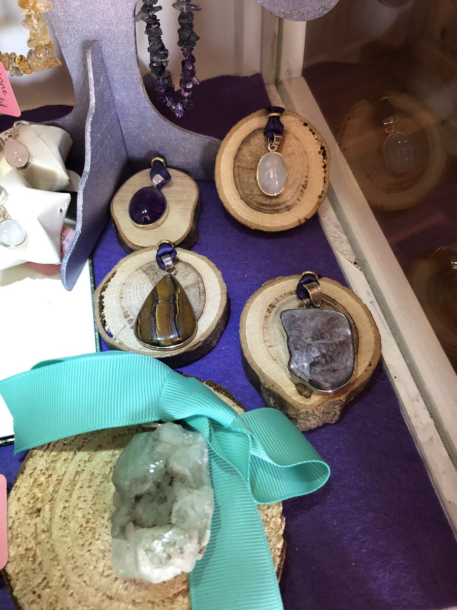 theCrystalPath's tweet photo. π COME AND SEE. These gorgeous Pendants. π #thecrystalpath #jewelinsuffolk #crystalsforsale #crystals #suffolk #display #special #events #gift #supportsmallbusiness #independentbusiness #brides #burystedmunds #eventplanner #weddings #bridesmaids #pendants #jewellery #jewelry https://t.co/EEXqBYZAYU