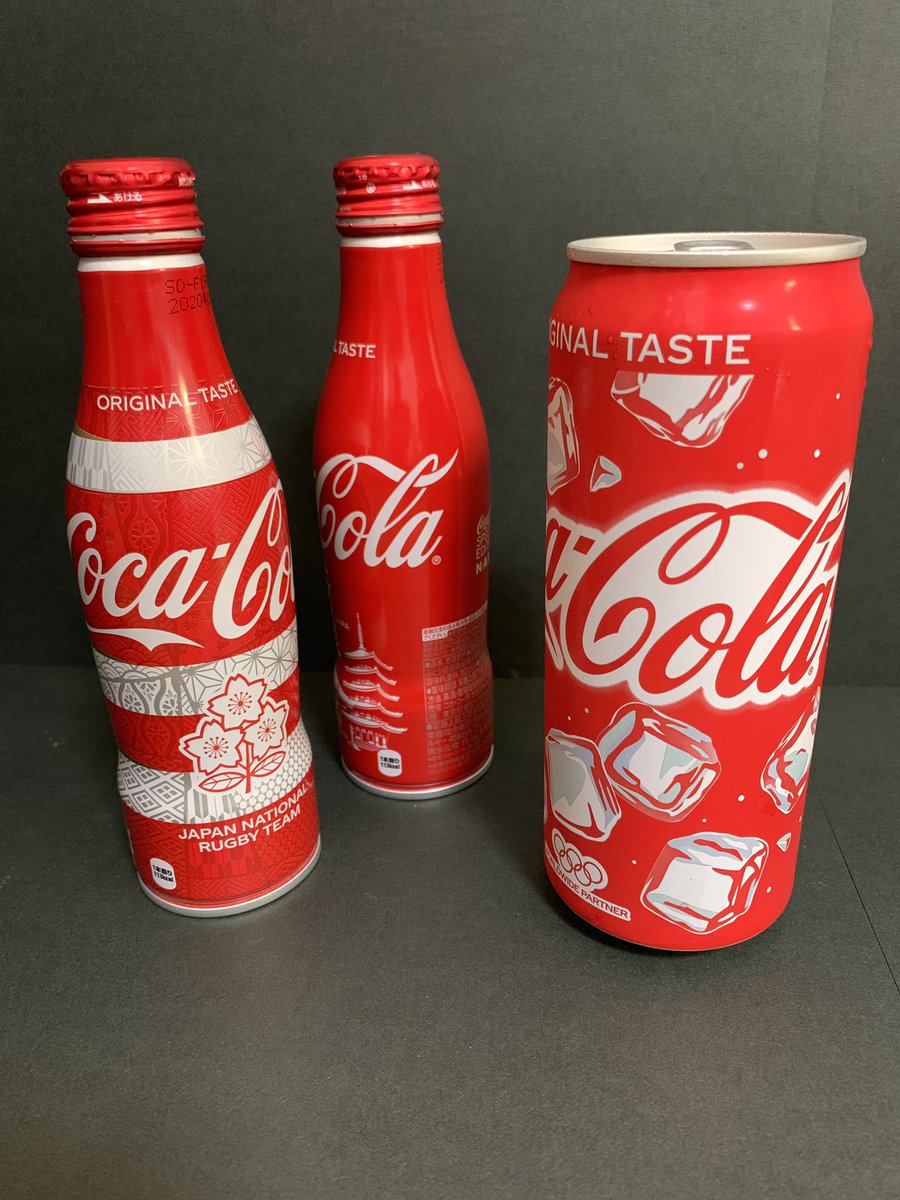コカ・コーラのスリムボトルと500㎖缶でつくりました。