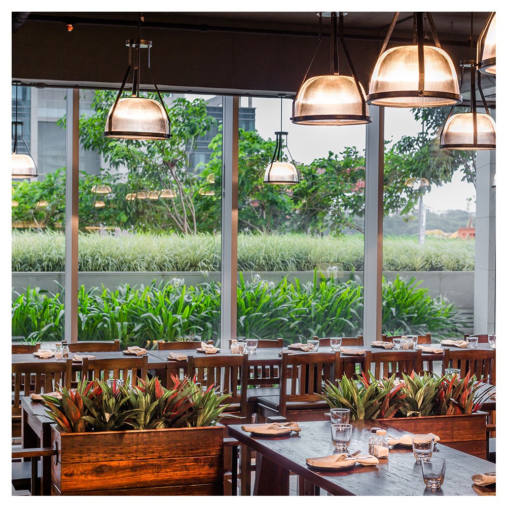 GatewayTaproom's tweet photo. Mid week blues? Head over to #GatewayTaproom to give your body a good meal and your soul a peaceful conversation.
.
.
.
#WednesdayThoughts #ExploreAndSavour https://t.co/bKM5abXp6D