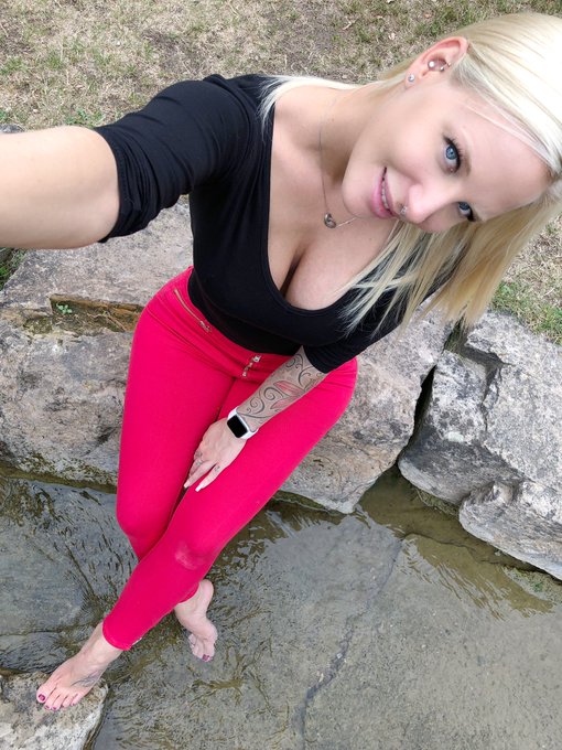 Hey Jungs... der Sommer meldet sich zur&uuml;ck, die Temperaturen steigen wieder. Hei&szlig;e Videos, Livecam, kennenlernen<a href="/tag/fashion"class="tags"><span>#fashion</span></a><a href="/tag/lifestyle"class="tags"><span>#lifestyle</span></a><a href="/tag/blonde"class="tags"><span>#blonde</span></a><a href="/tag/weekend"class="tags"><span>#weekend</span></a><a href="/tag/wetlook"class="tags"><span>#wetlook</span></a>