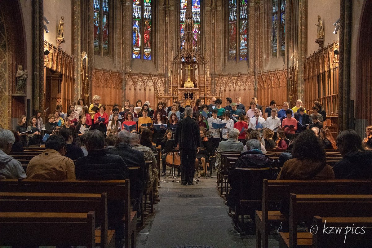 La Chorale U met du "chœur" à l'ouvrage et rempile pour l'année 2019/2020 !
Première répétition mardi 10 septembre !
+d'infos : choraleuniversitaire.fr 

#Chorale #Rentrée #Backtoschool