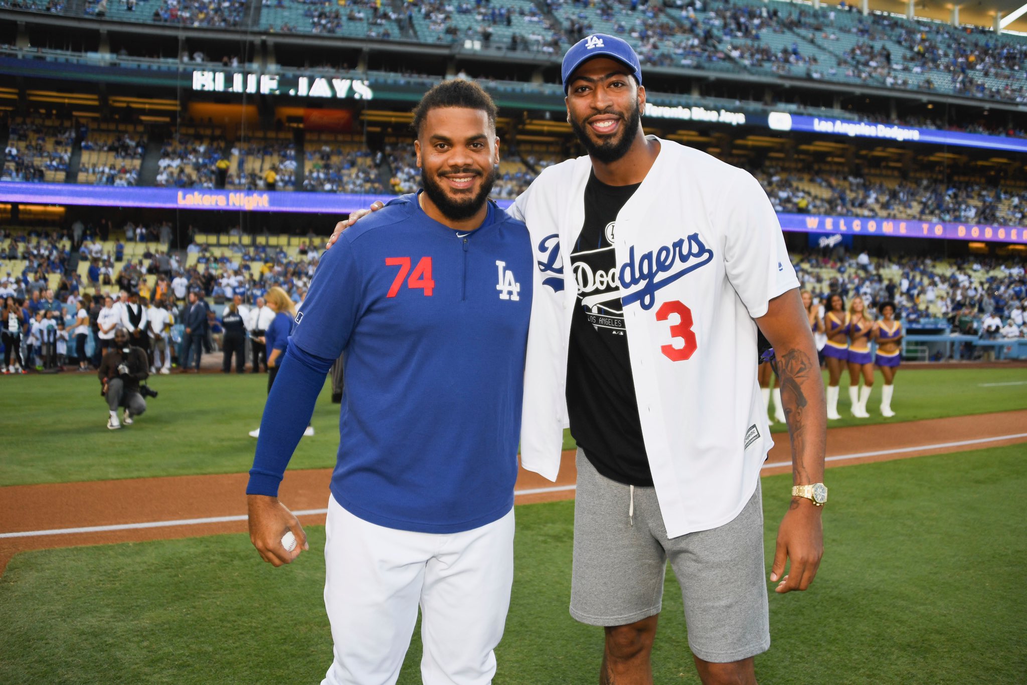 Los Angeles Dodgers Tweet 'Thank You' to Former Closer Kenley Jansen -  Fastball