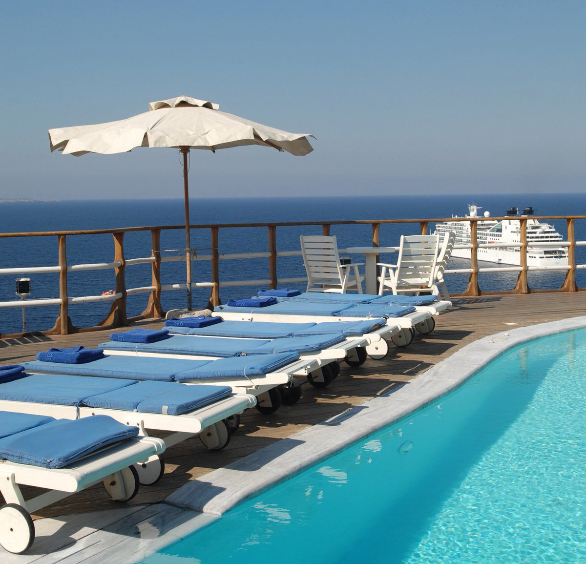 Mykonos_View's tweet photo. Let's spend some time in the pool today. Summer is still here!
https://t.co/wAbOWbh5P6

#mykonosview #bookdirectly #amazingview #sunset #summer2019 #beautifuldestinations #wonderful_places #Mykonos #BestHotels #HotelsToVisit #PlacesToVisit https://t.co/Iyv5jrrnnd