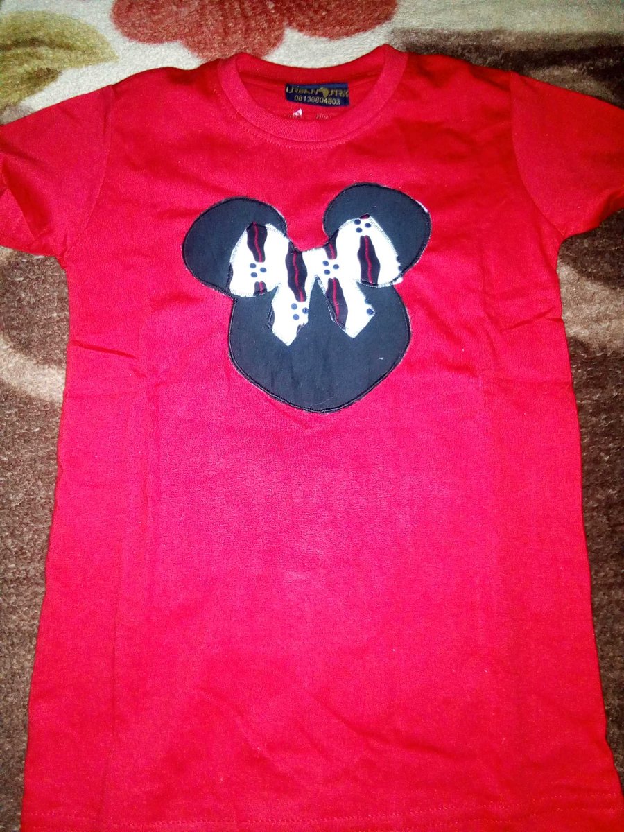 Senciousleyon's tweet photo. @UrbanAfrik_ kids are the cutest😍😍!
Lil Princess rocked Urbanafrik's T-shirt on her first birthday💃😘
#Ankaratshirt 
#kids 
#ankarakids
#africanprints 
#Entrepreneur https://t.co/d1nCQ3tZo1