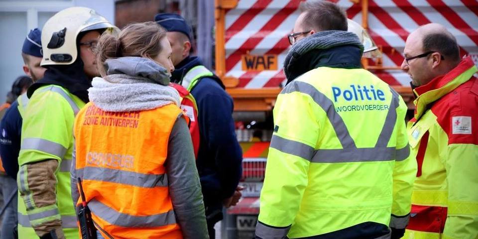Brandweerzone Antwerpen (onze brandweer) heeft een spannende #vacature voor een communicatiekrak #brandweer #communicatie antwerpen.be/nl/overzicht/b…