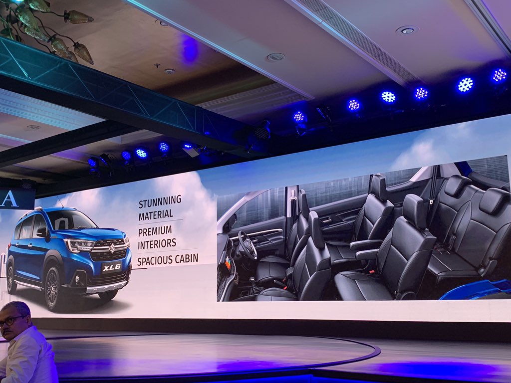 Zeegnition_'s tweet photo. #MarutiSuzuki ने 6 सीटों वाली प्रीमियम मल्टीपरपज #XL6 कार लॉन्च की, शुरुआती कीमत ₹9.8 लाख।

@NexaExperience @MSArenaOfficial #NEXA #PremiumMPV https://t.co/PUD2gY5Akm