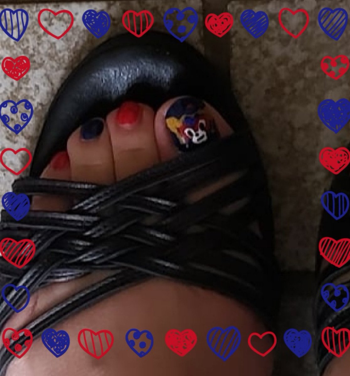 Shiiiart's tweet photo. ドロンパネイル💅

#ドロンパネイル　#ドロンパ　
#手描きネイル　#ネイルアート
#セルフネイル https://t.co/uRLdcJdjDp