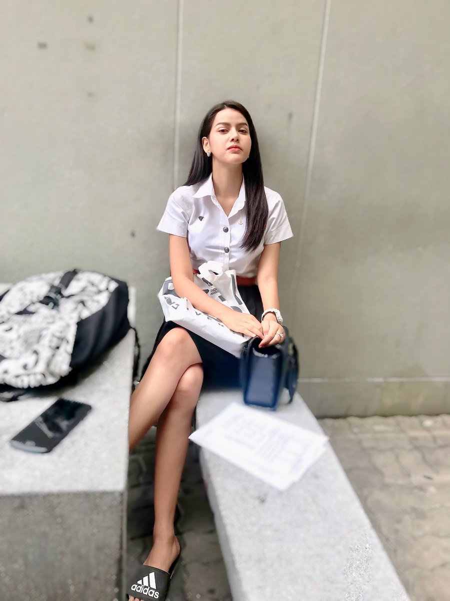 Mintra_S_'s tweet photo. จงเลือกในสิ่งที่ใช่ แล้วอย่าเสียใจในสิ่ง ที่เลือก 🙂🖤🌈
#แคปชั่นเด็ด #แคปชั่น #แคปชั่นอ่อย #แคปชั่นกวนตีน #แคปชั่นโสด #แคปชั่นเสี่ยว #แคปชั่นโดนๆ #แคปชั่นเหงา #แคปชั่นน่ารัก #แคปชั่นความรู้สึก #แคปชั่นตลก #แคปชั่นฮาๆ #แคปชั่นกวนๆ #แคปชั่น #แคปชั่นกวนตีน #แคปชั่นเด็ดๆ https://t.co/RM9A2aozFO