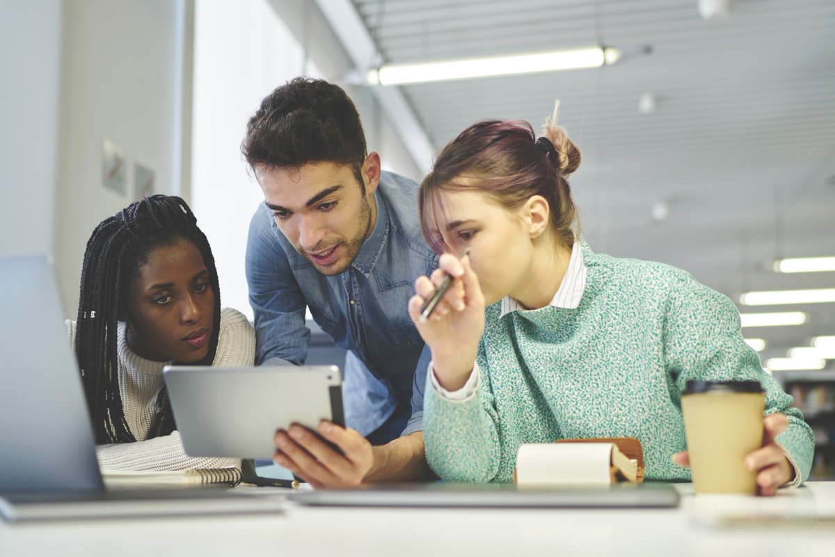 ChannelCon_EMEA's tweet photo. Demystify IT apprenticeships with our Apprenticeship Handbook: https://t.co/7GnRyuWC9M #certifiedapprentice https://t.co/76knTKVkYG