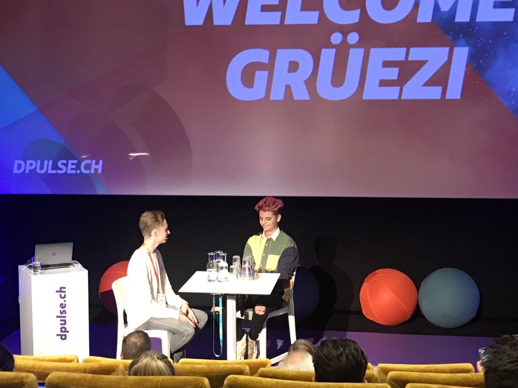 CPieracci's tweet photo. „Investiert in Green Marketing!“ - rät einer, der damit Geld verdient und Millionen Views dafür kriegt (mit nur 19y) @FabianGrischkat #DPULSE19 https://t.co/XmbZaZxXAE