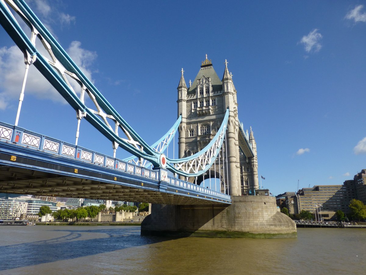 AbsoluteEscapes's tweet photo. Pippa from the #AbsoluteEscapes team walked the Eastern section of the @NtThames from the historic town of @visitwindsor to the Thames Barrier.
Is this the ultimate way to experience #London and its surroundings? Check out our new #blog: https://t.co/U8Rqwy5B20 https://t.co/u1EN3vx0c8