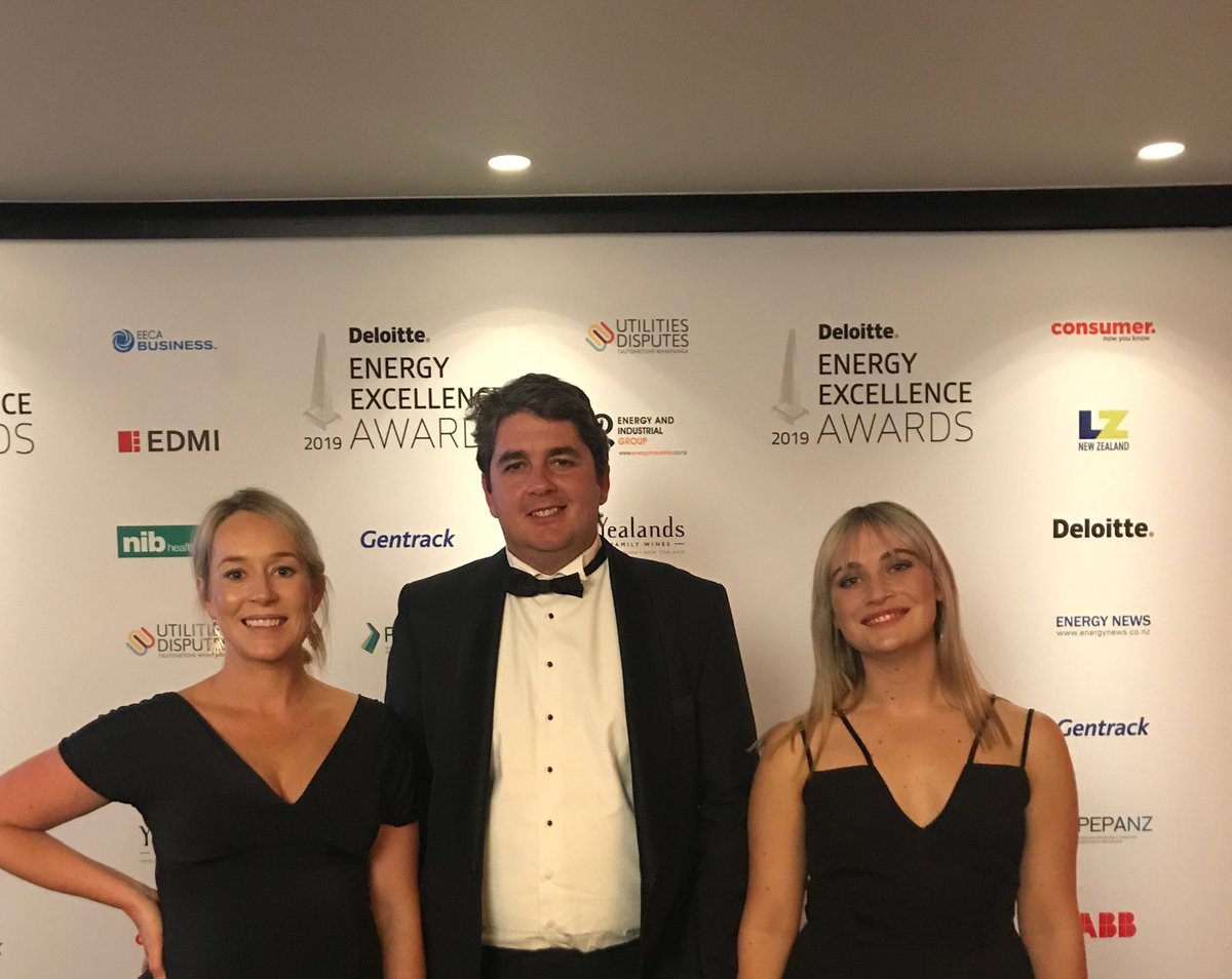 SenateSHJ_NZ's tweet photo. The @SenateSHJ_NZ team at tonight’s @EnergyAwardsNZ https://t.co/Ld5Y0FRDgN