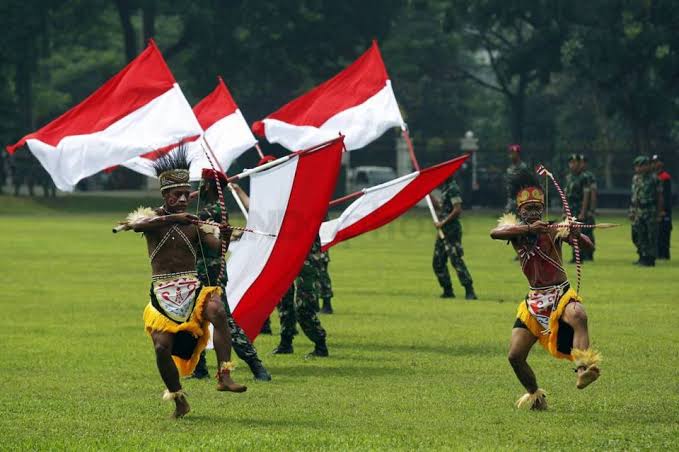 03__nakula's tweet photo. Ras bareng" yuk akun @VeronicaKoman 
Nanti jam 7 malam.
Biar langsung tepar si akun provokator bangsatt ini.

Demi Papua
Demi NKRI

Bantu Ritwitt ya guys.
Makasih banyak 🙏

#PapuaIndonesia 🇮🇩
#KamiBersamaPapua 🇮🇩
#PapuaNKRI🇮🇩
#PelukPapua 🇮🇩
#KamiCintaPapua🇮🇩 https://t.co/blk6TDPOjd