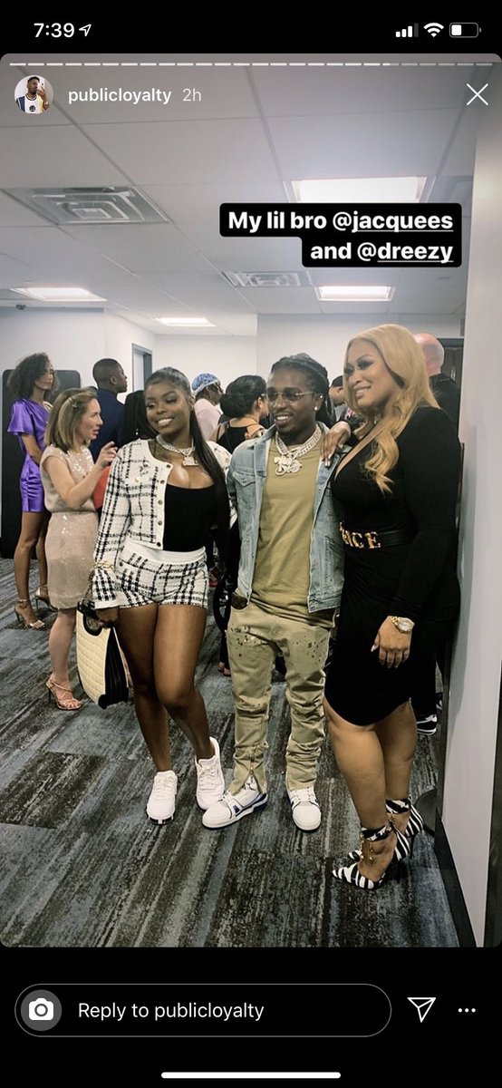 nowinfluencing's tweet photo. Client @RashidahAli takes Madison Square @TheGarden for the Premiere of the Season Finale of POWER only on STARZ! #NowInfluencing https://t.co/QNcL83xxiy