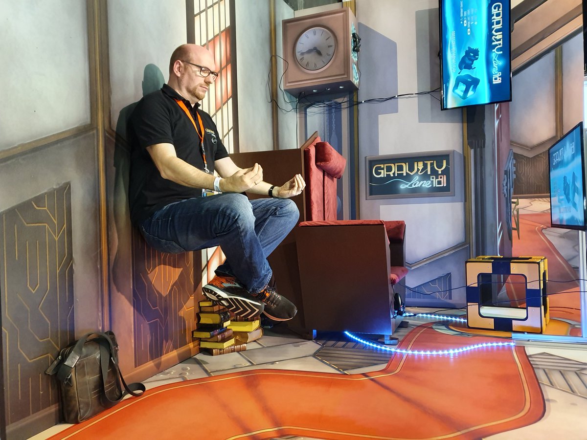 MartinBRGames's tweet photo. so, noch schnell für den Tag vorbereiten 🙏 ohmmm
.
#gamescom2019 #indievillage #gravitylane981 @ByteRockers @gravitylane981 https://t.co/dURpvMBU4x