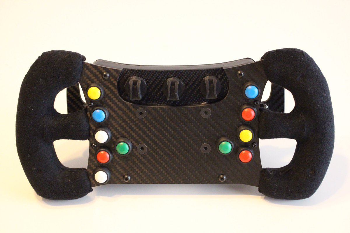 taichi_steering's tweet photo. New GT3-L wheel is now completed! The first model is going to the US🇺🇸
#simracing #simrig #simwheels #iracing #rFactor2 #AssettoCorsa #gt3 #lexus https://t.co/0RRLv1q93C