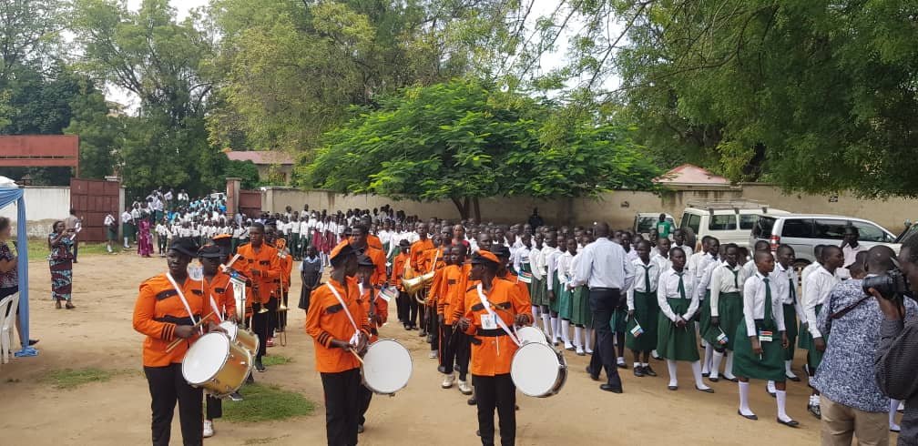 GirlsEdSS's tweet photo. The celebrations begin with a school band, song and dance, showcasing the talent of the youth of #SouthSudan.

VIP guests have arrived from @MoGEISS &amp; @UKinSouthSudan, as well as #education partners &amp; a large number of learners. 

#UKaid #GESS2 #EducationForAll #educationforgirls https://t.co/JFSjOHat1i